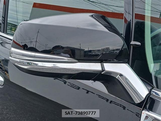 Toyota ALPHARD 2019-04 8812817-15