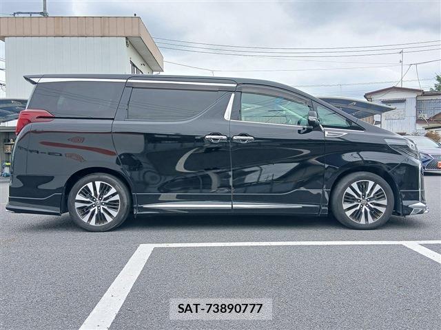 Toyota ALPHARD 2019-04 8812817-3