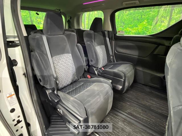 Toyota ALPHARD 2016-11 8812881-7