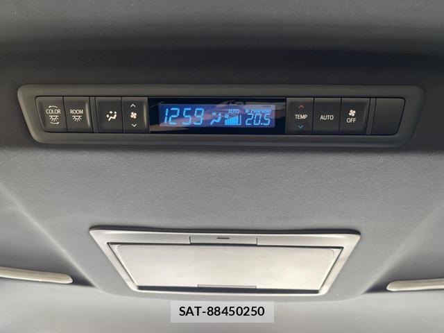 Toyota ALPHARD 2020-07 8812895-7