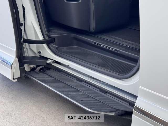 Toyota ALPHARD 2025-06 8813080-4