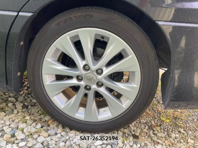 Toyota ALPHARD 2008-04 8813361-11