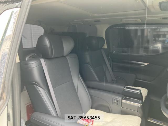 Toyota ALPHARD 2019-10 8813560-10