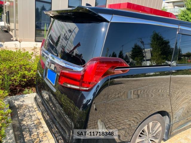 Toyota ALPHARD 2022-12 8813751-3