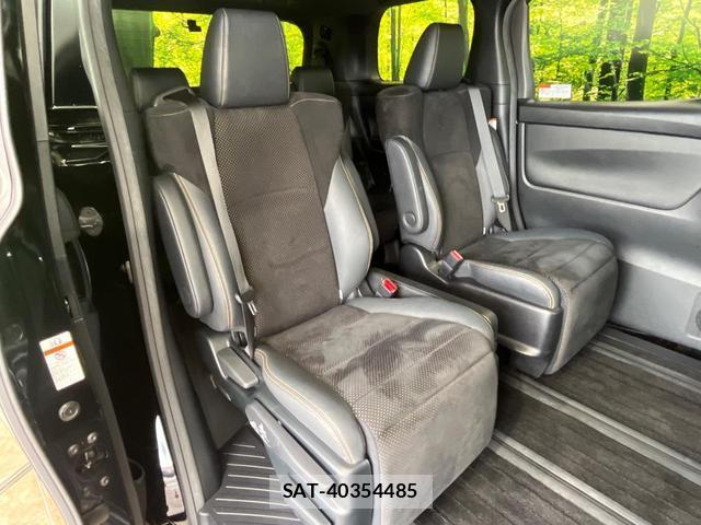 Toyota ALPHARD 2020-11 8814058-9