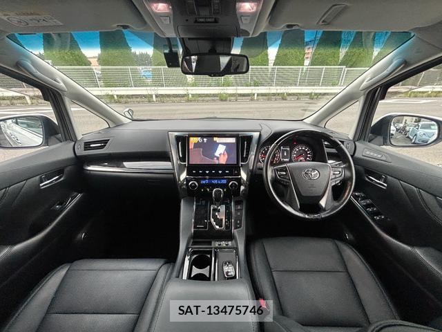 Toyota ALPHARD 2019-04 8814578-4