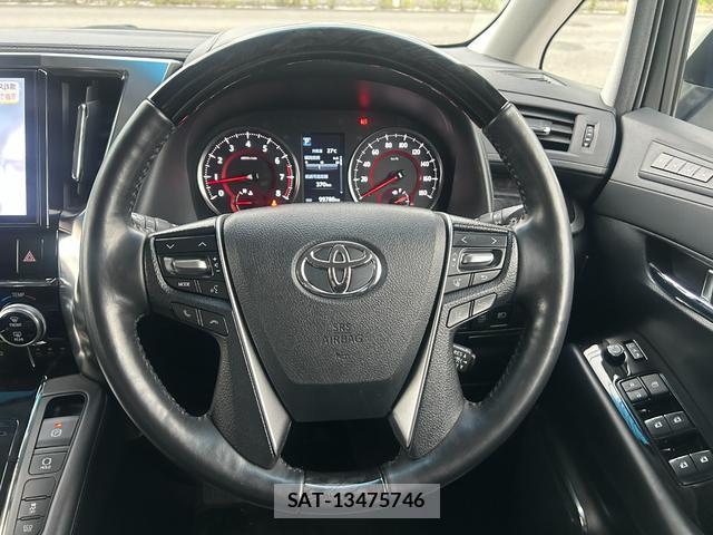 Toyota ALPHARD 2019-04 8814578-7