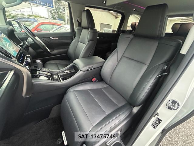 Toyota ALPHARD 2019-04 8814578-9