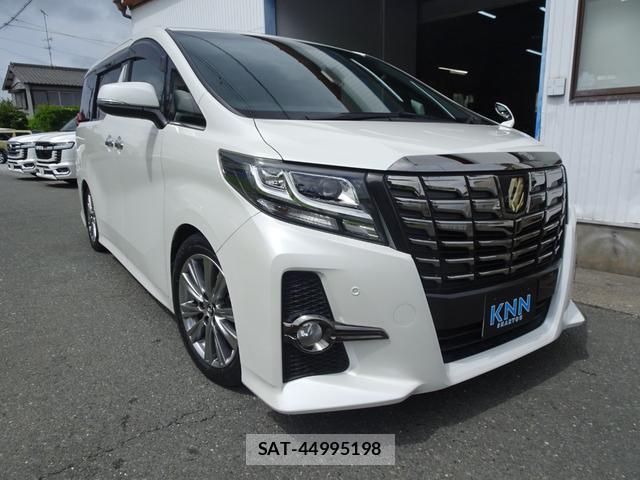 Toyota ALPHARD 2017-05 8814609-0