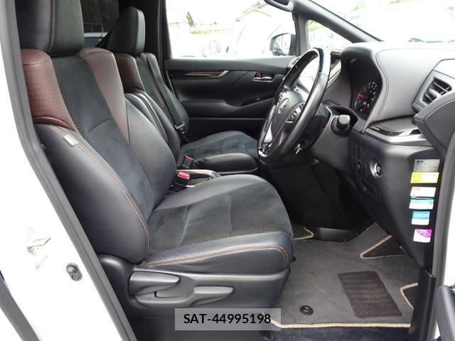 Toyota ALPHARD 2017-05 8814609-11