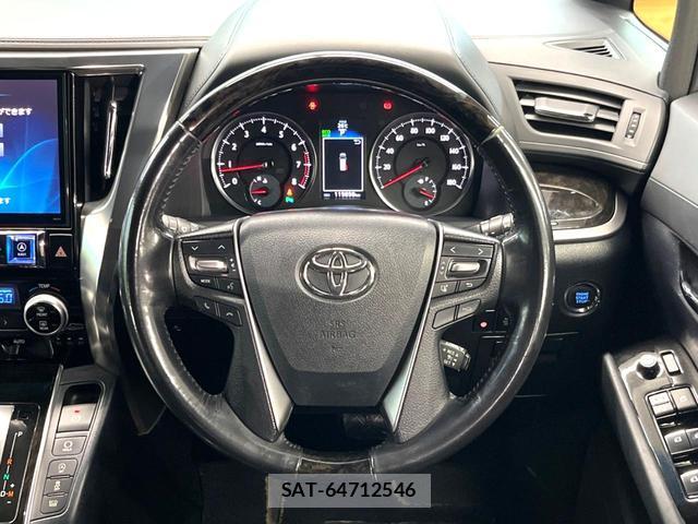 Toyota ALPHARD 2017-02 8815076-11