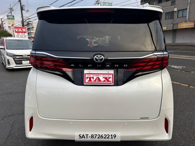 Toyota ALPHARD 2024-06 8815173-17