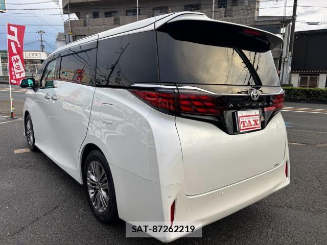 Toyota ALPHARD 2024-06 8815173-5