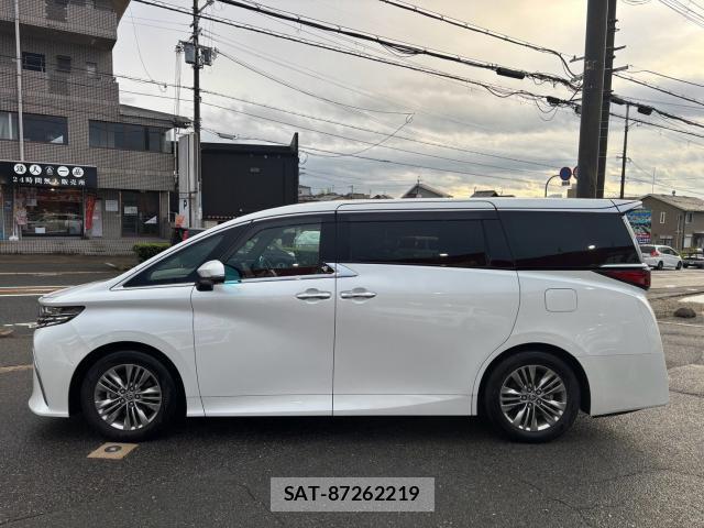Toyota ALPHARD 2024-06 8815173-6