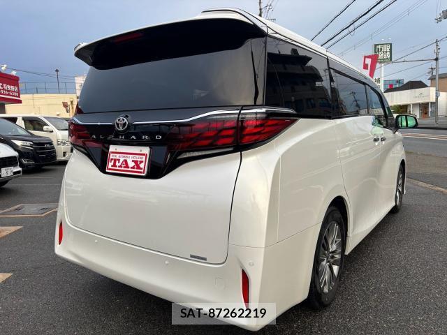 Toyota ALPHARD 2024-06 8815173-8