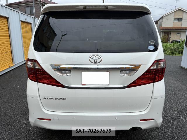 Toyota ALPHARD 2009-08 8815432-1