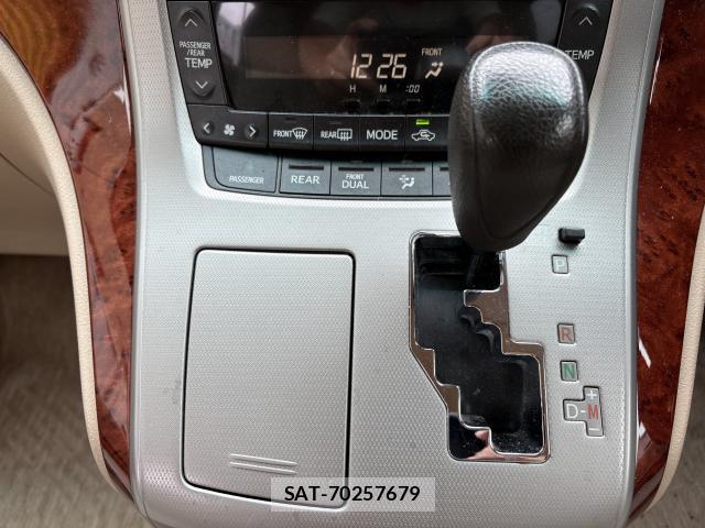 Toyota ALPHARD 2009-08 8815432-15