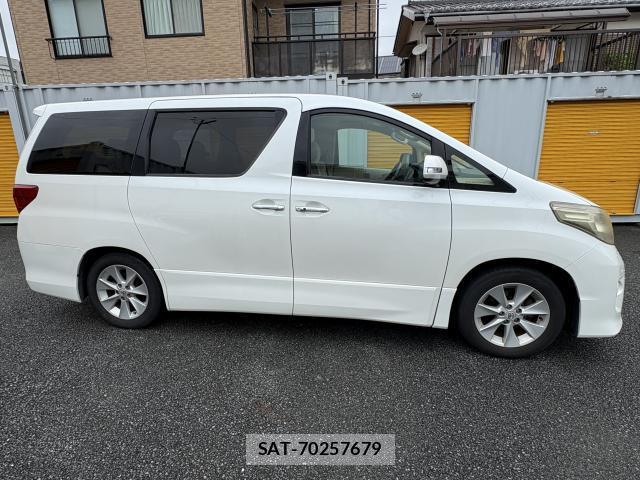 Toyota ALPHARD 2009-08 8815432-3