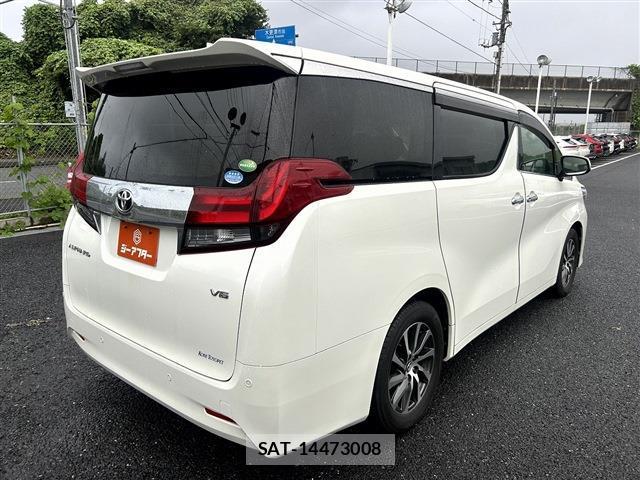 Toyota ALPHARD 2016-09 8815441-9