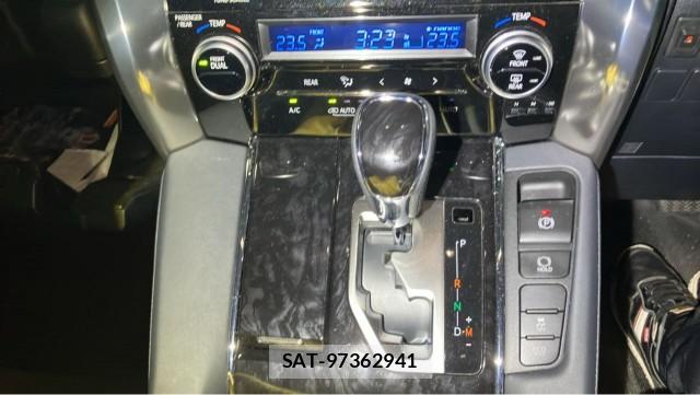 Toyota ALPHARD 2023-04 8815487-14