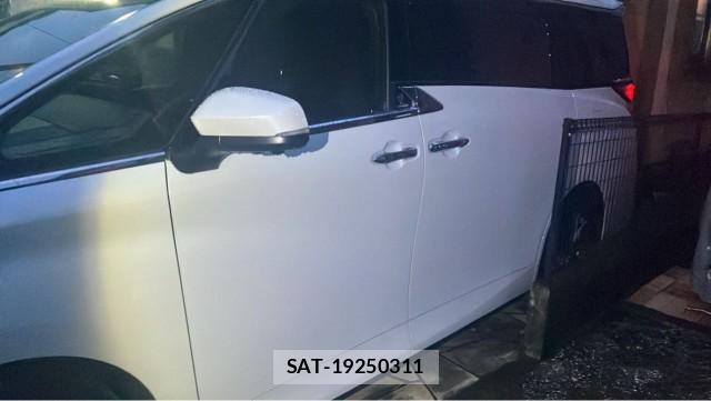 Toyota ALPHARD 2025-09 8815500-10