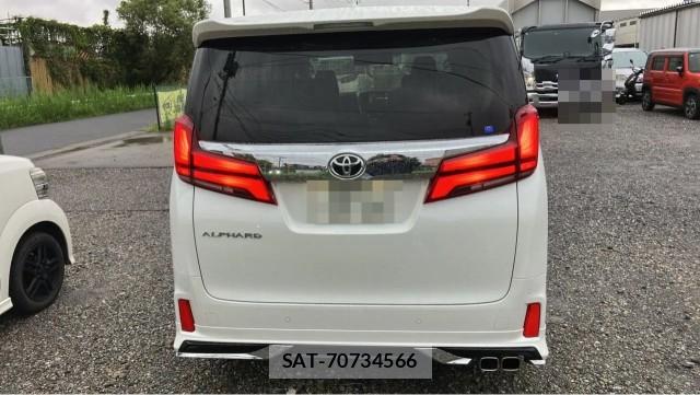 Toyota ALPHARD 2021-10 8815562-1