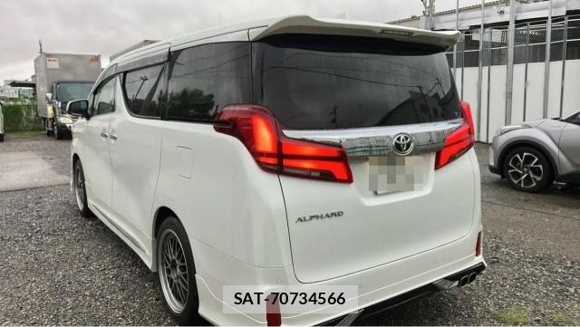 Toyota ALPHARD 2021-10 8815562-13