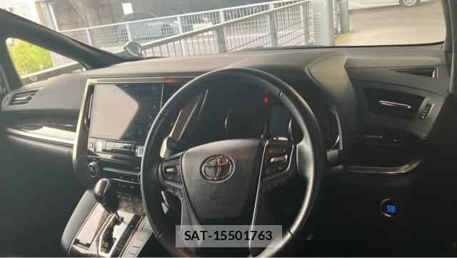 Toyota ALPHARD 2022-03 8815569-2