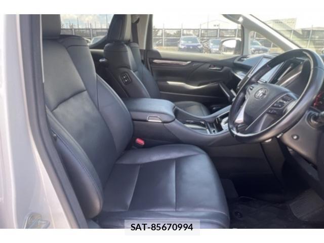Toyota ALPHARD 2019-07 8815617-3