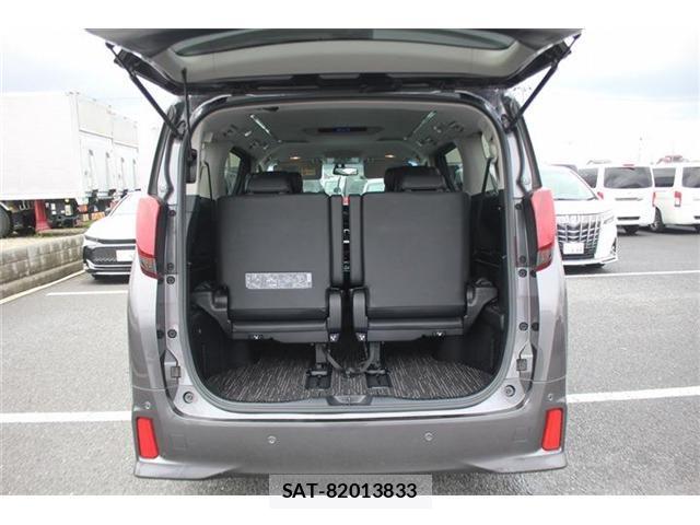 Toyota ALPHARD 2015-08 8815686-19