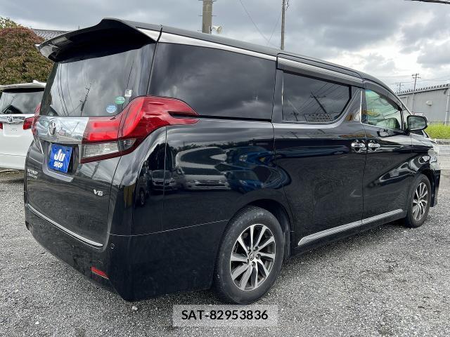 Toyota ALPHARD 2016-03 8815899-12
