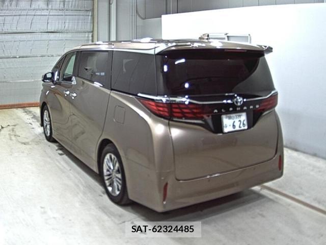 Toyota ALPHARD 2025-08 8816189-1
