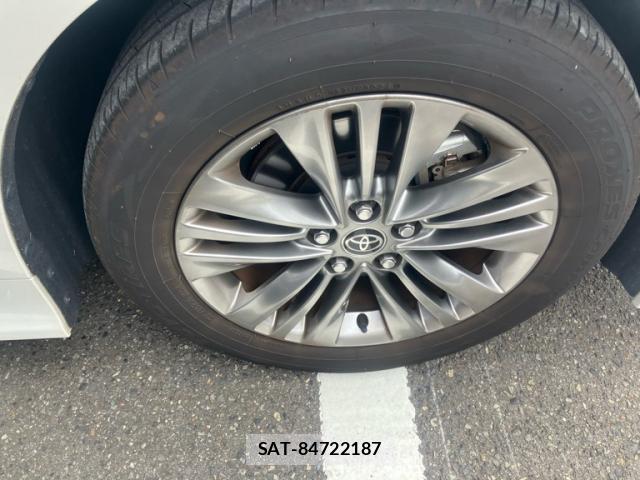 Toyota ALPHARD 2024-08 8816383-4