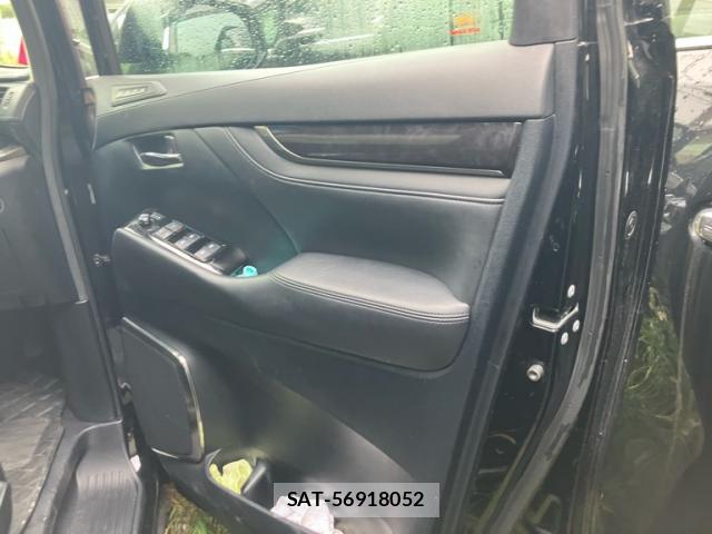 Toyota ALPHARD 2018-06 8816408-3