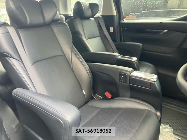 Toyota ALPHARD 2018-06 8816408-4