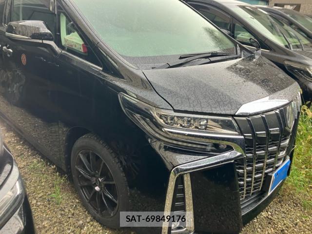 Toyota ALPHARD 2018-09 8816409-1