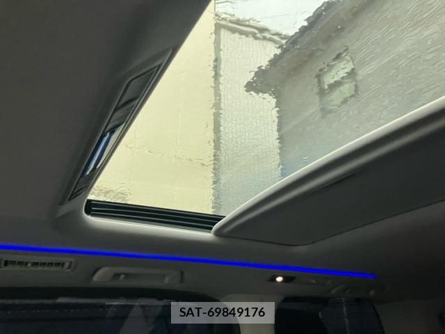 Toyota ALPHARD 2018-09 8816409-6