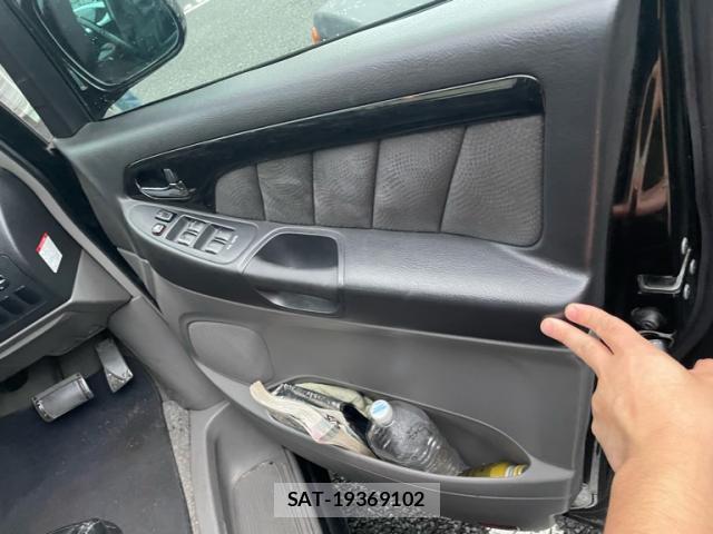Toyota ALPHARD 2007-06 8816431-7