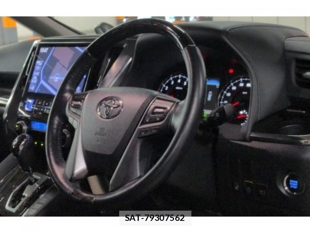 Toyota ALPHARD 2018-09 8816815-2