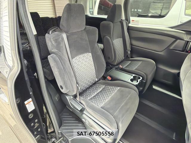 Toyota ALPHARD 2016-10 8817031-16