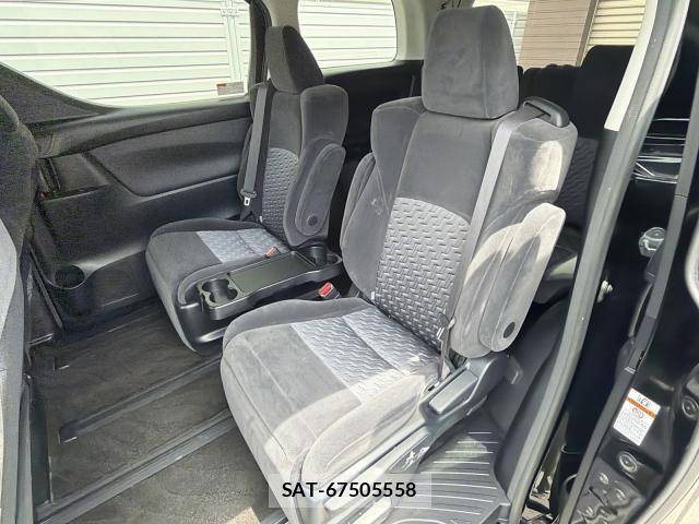 Toyota ALPHARD 2016-10 8817031-17