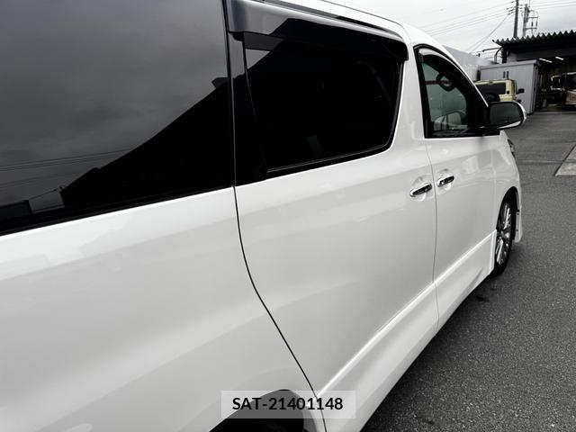 Toyota ALPHARD 2014-03 8817421-19
