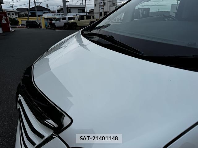 Toyota ALPHARD 2014-03 8817421-7