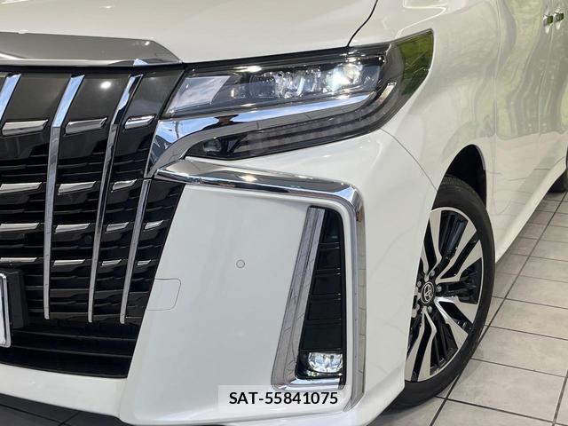 Toyota ALPHARD 2023-03 8817482-12