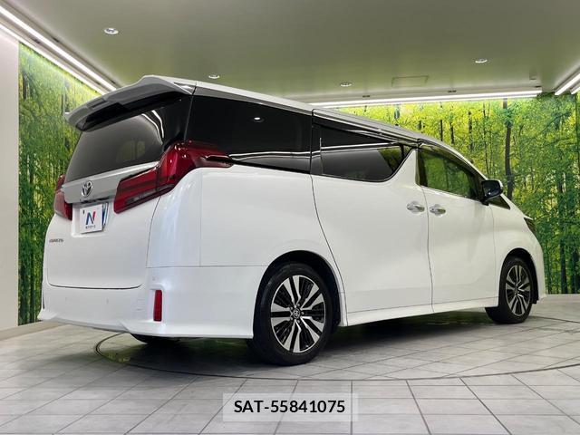 Toyota ALPHARD 2023-03 8817482-17