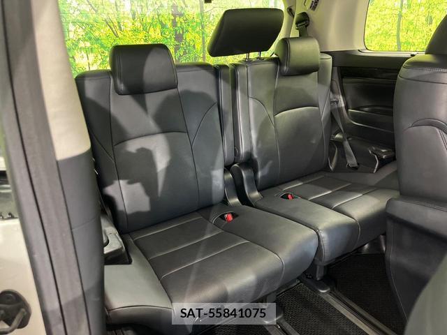 Toyota ALPHARD 2023-03 8817482-9