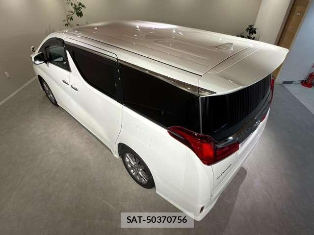 Toyota ALPHARD 2021-06 8817536-15