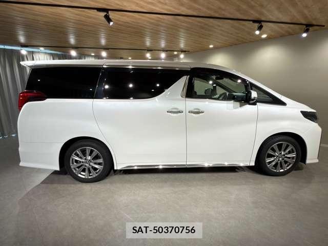 Toyota ALPHARD 2021-06 8817536-3