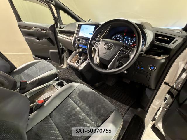 Toyota ALPHARD 2021-06 8817536-5