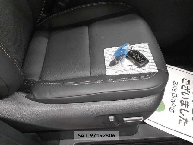 Toyota ALPHARD 2025-08 8817746-5